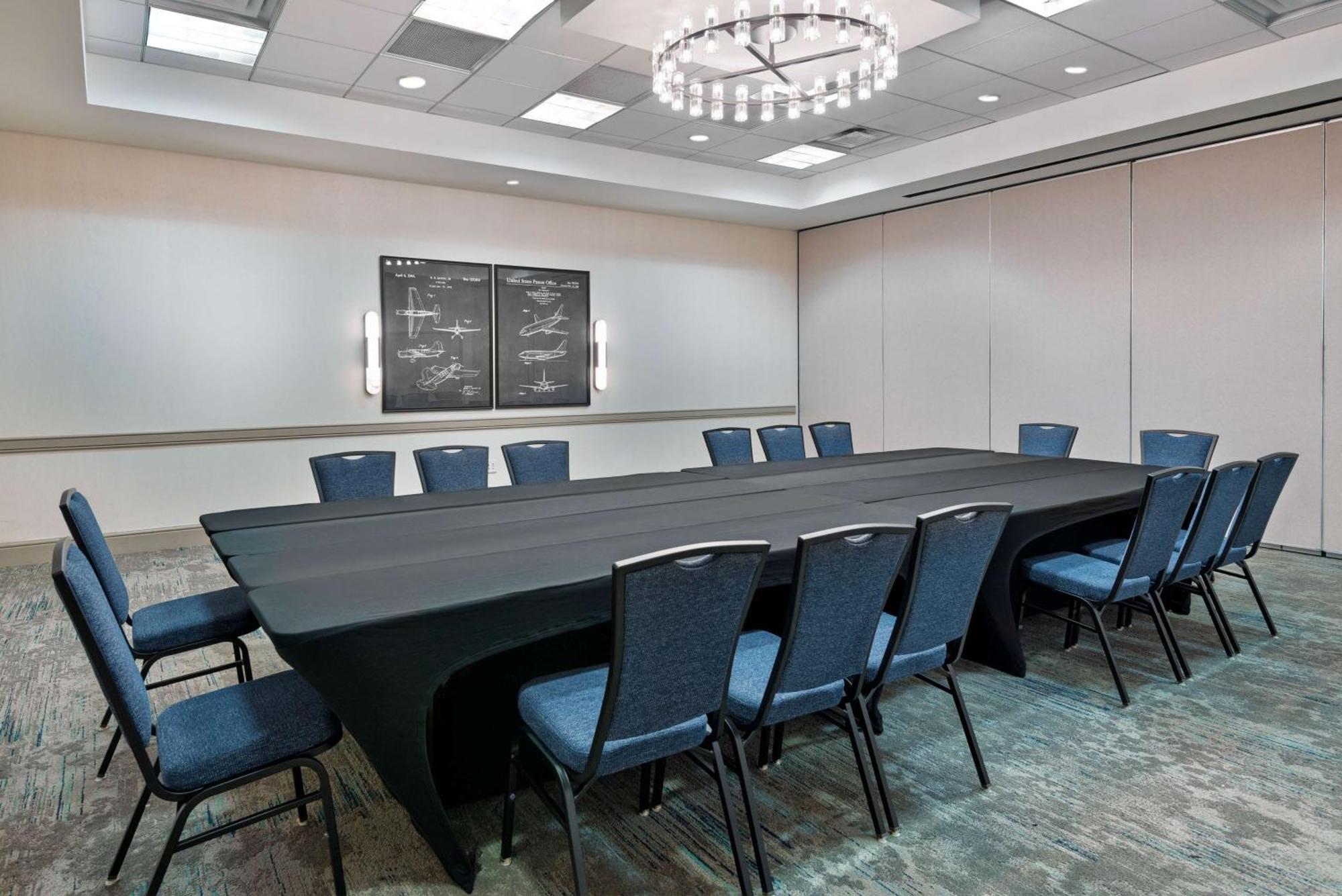 Hilton Garden Inn Tampa Airport/Westshore Экстерьер фото