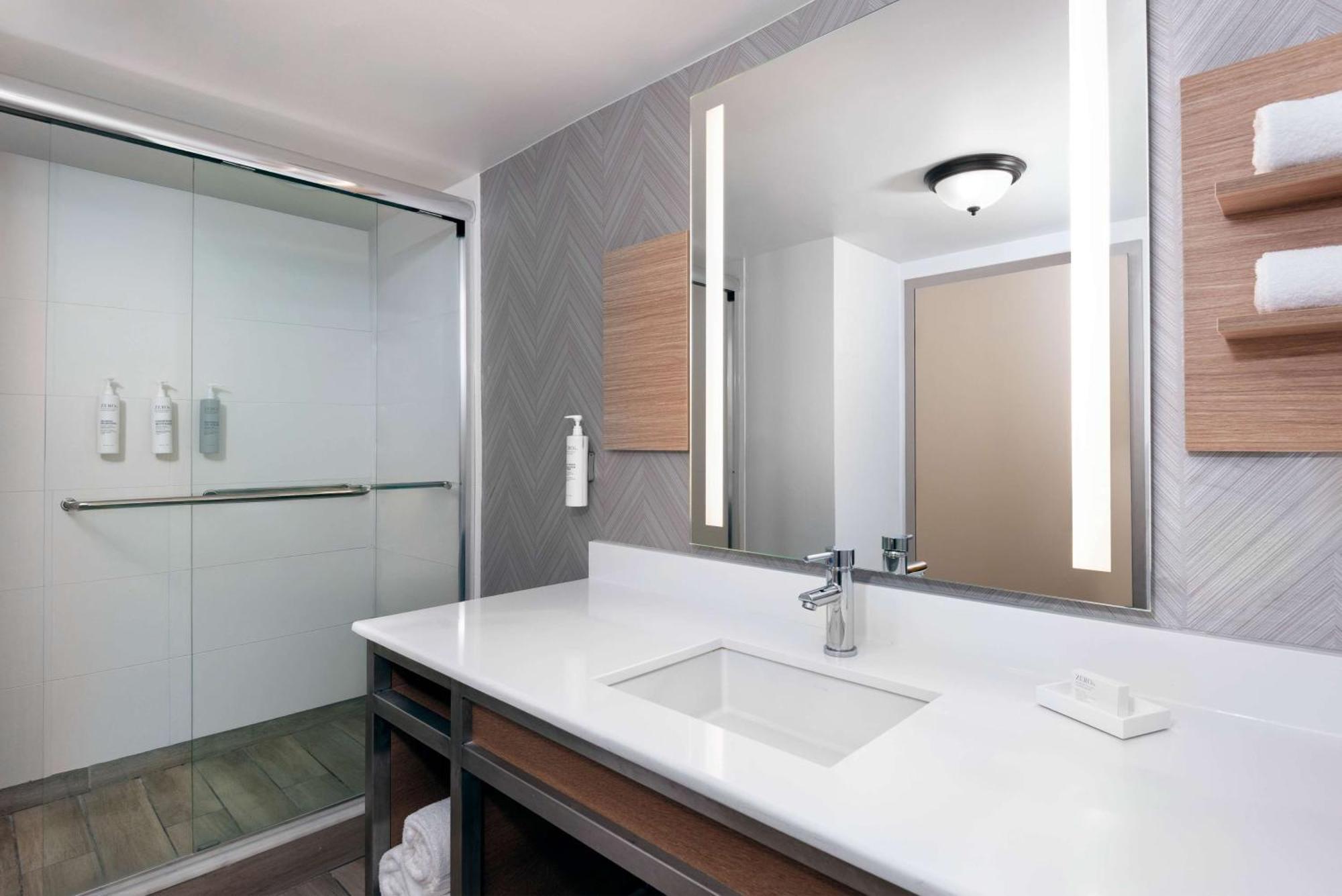 Hilton Garden Inn Tampa Airport/Westshore Экстерьер фото